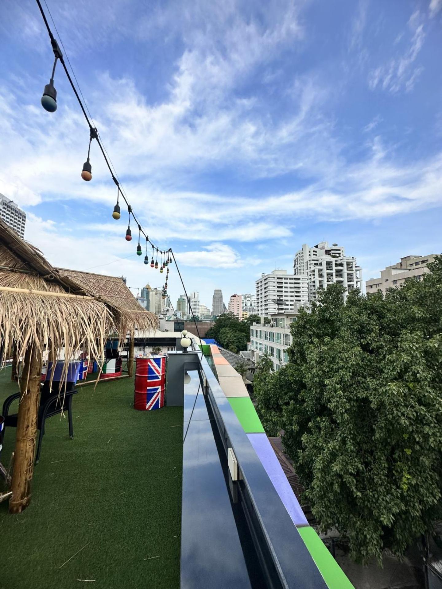 H-District Boutique Poshotel Бангкок Экстерьер фото