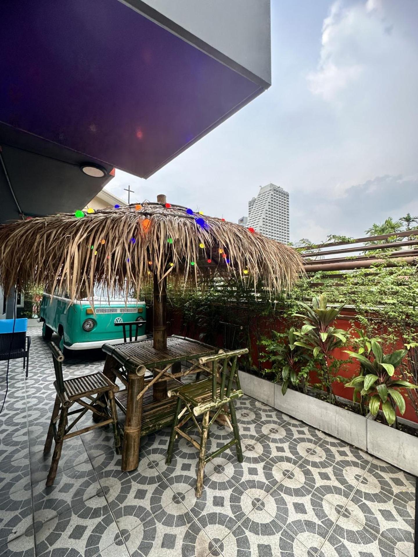 H-District Boutique Poshotel Бангкок Экстерьер фото