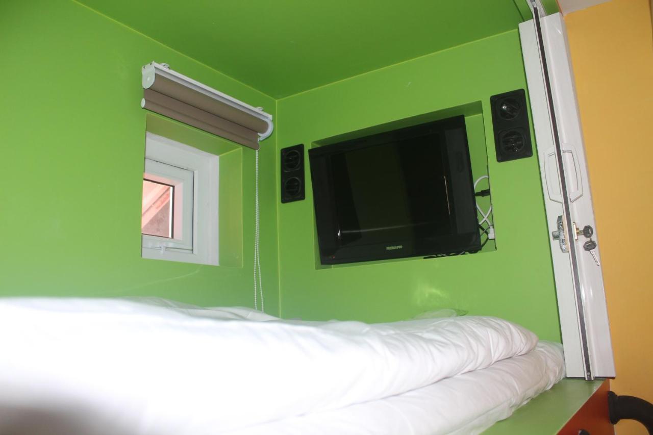H-District Boutique Poshotel Бангкок Экстерьер фото